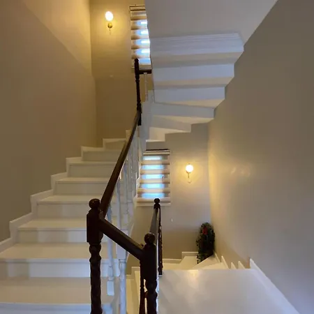 Vinland Atalar Villa