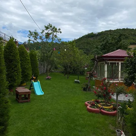 Vinland Atalar Villa Trebizonda