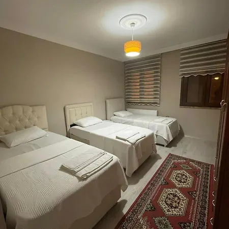 Vinland Atalar Villa Trebizonda