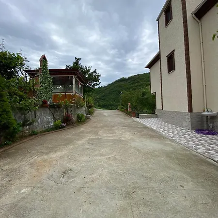 Vinland Atalar Villa