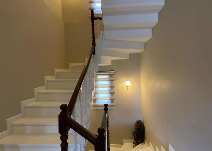 Vinland Atalar Villa