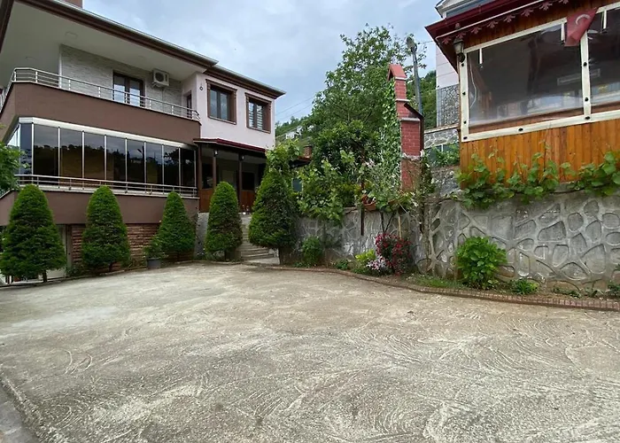 Vinland Atalar Villa *